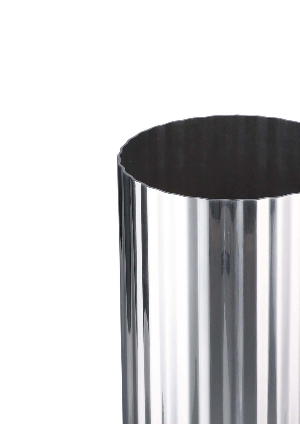A classic cast in steel