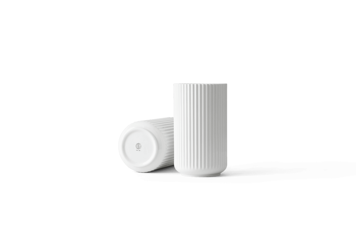 Lyngby Vase H25 cm in white porcelain with vertical fluting