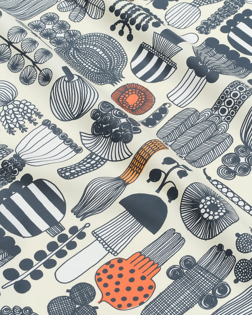 Marimekko Puutarhurin Parhaat Acrylic Coated Cotton Fabric