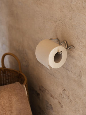 ferm LIVING Curvature Toilet Paper Holder – Stainless Steel