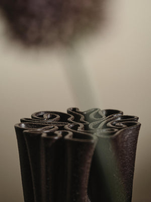ferm LIVING Dedali Vase H25 cm – Dark Brown