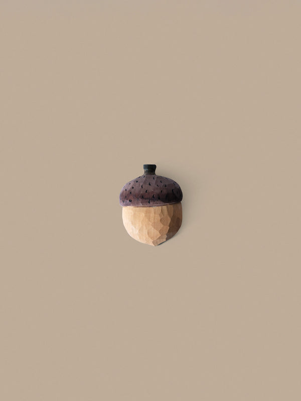 ferm LIVING Acorn Hand-carved Hook – Natural