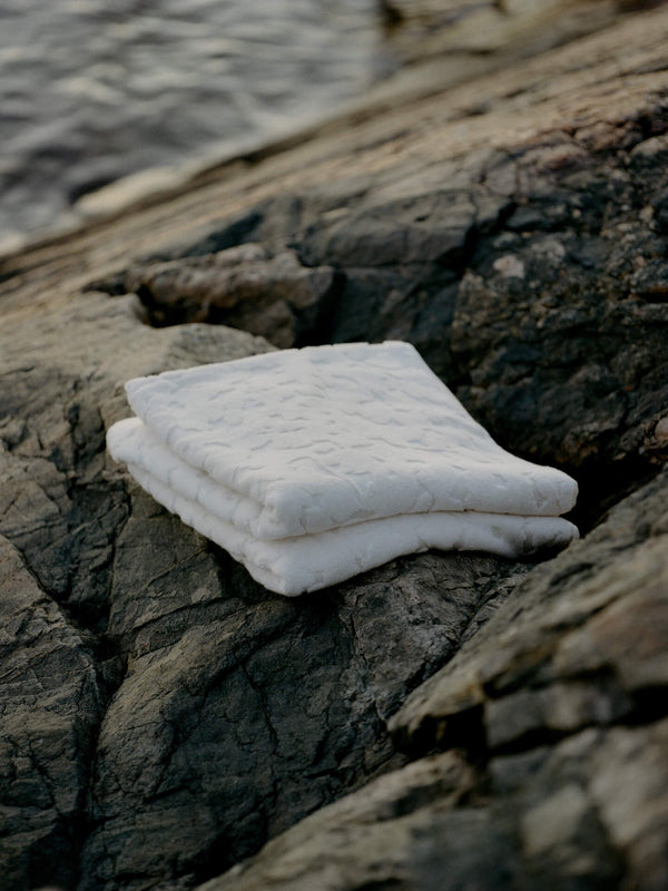 ferm LIVING Cilla Bath Towel – Off-white
