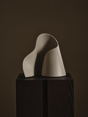 ferm LIVING Oyster Table Lamp – Light Cashmere