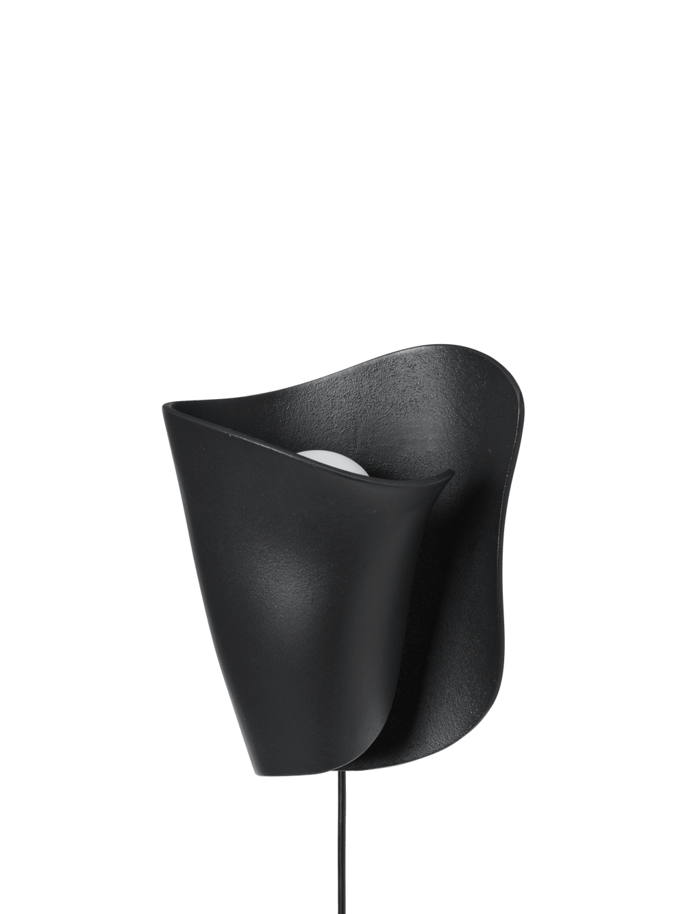 ferm LIVING Oyster Wall Sconce – Black