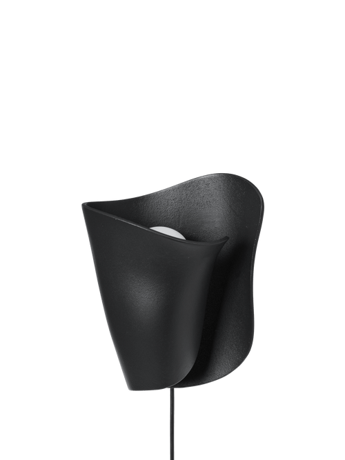 ferm LIVING Oyster Wall Sconce – Black