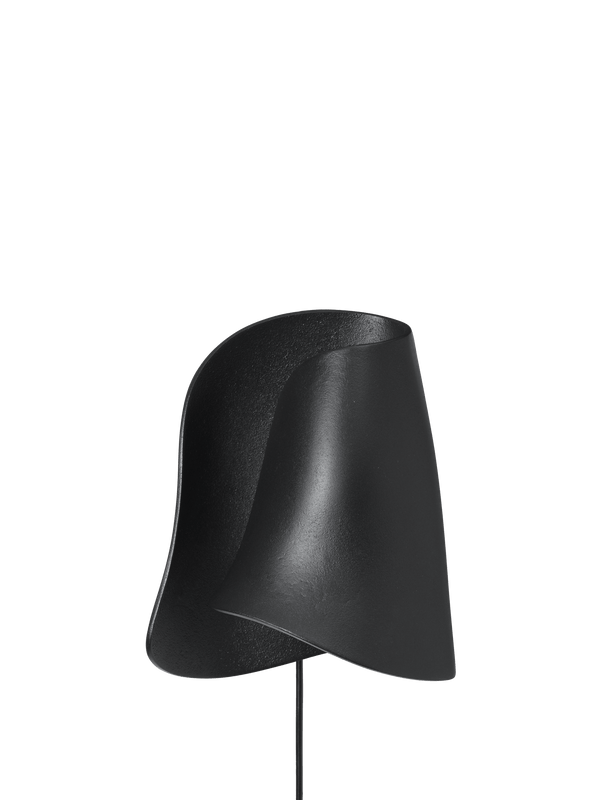 ferm LIVING Oyster Wall Sconce – Black