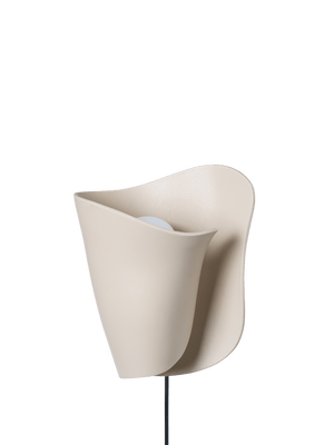 ferm LIVING Oyster Wall Sconce – Light Cashmere