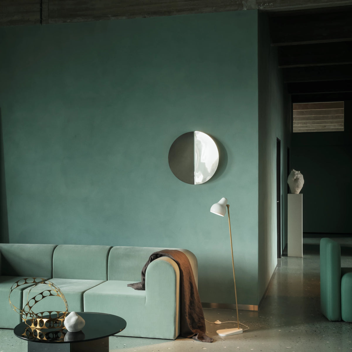 Table, floor and wall