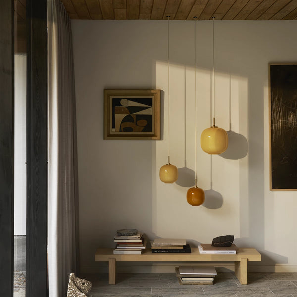 #Brass/glossypaleyellowglass