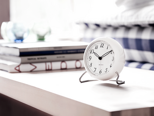 LK Table clock Ø11 cm white