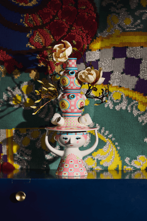 Lady with hat Vase H50 cm pink