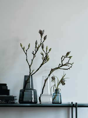 Flora Vase medium neck H24 cm smoke