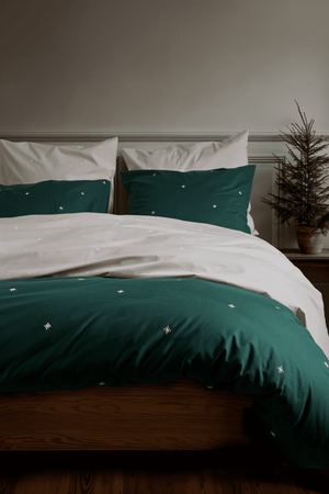 Christmas Fable Bed linen 140x220 cm green DK