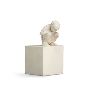 Character The Curious One H12.5 unglazed