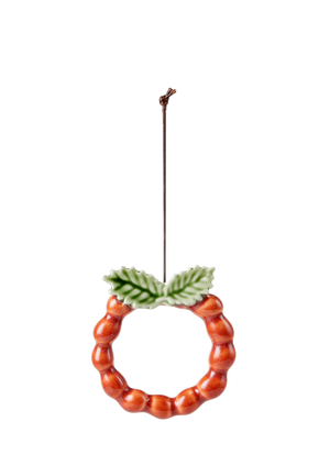 Christmas Tales Wreath Ornament H7 red