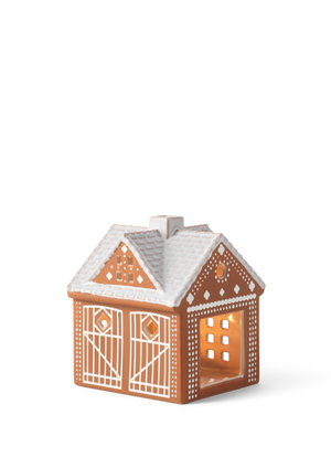 Gingerbread Lighthouse Christmas Stable H11.5 brown