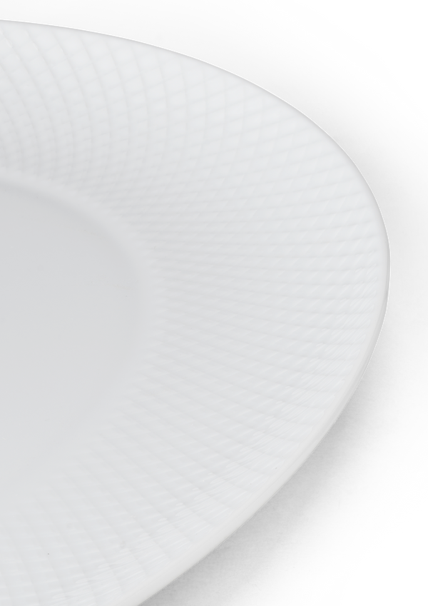 Rhombe Oval serving dish 42x32 cm white