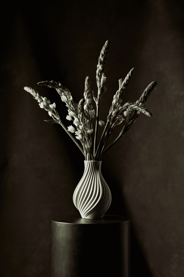 Twist Vase H18 cm white porcelain