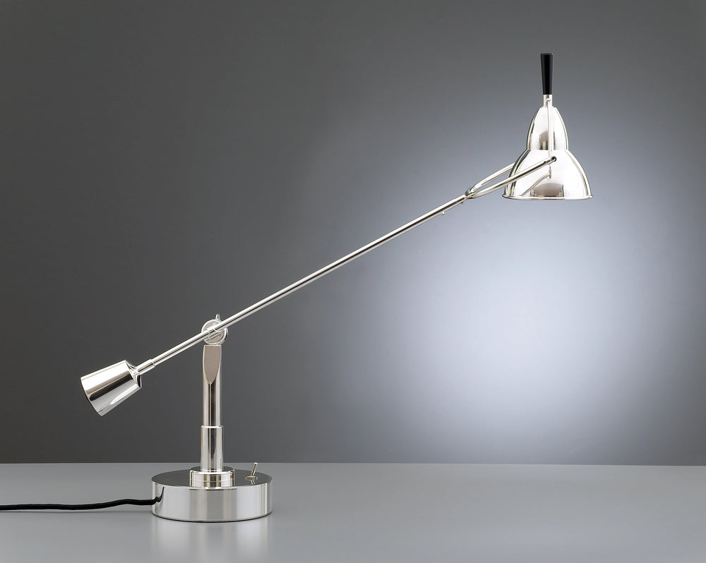 EB 28 Buquet Table Lamp