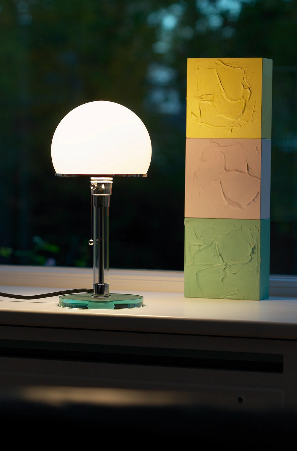 WG 24 Bauhaus Table Lamp