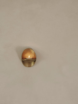 ferm LIVING Agapé Wall Tealight Holder – Brass Finish