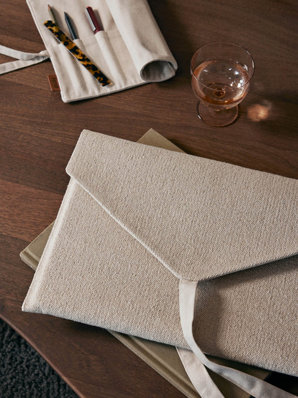ferm LIVING Ally Laptop Sleeve – Off-white