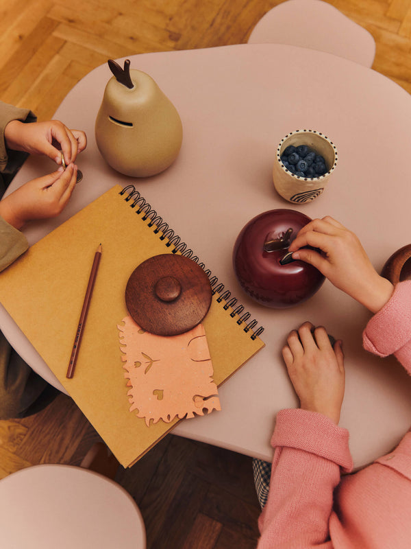ferm LIVING Apple Money Bank – Deep Red