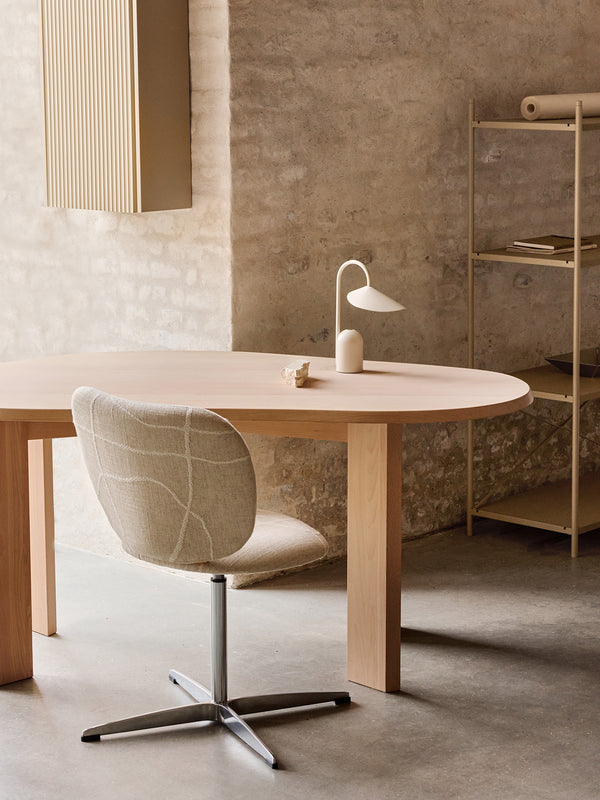 ferm LIVING Arum Portable Lamp – Cashmere