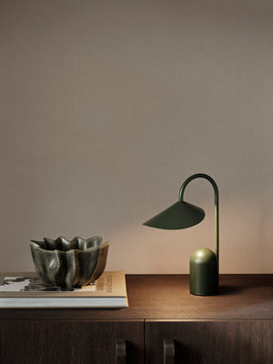 ferm LIVING Arum Portable Lamp – Grass Green