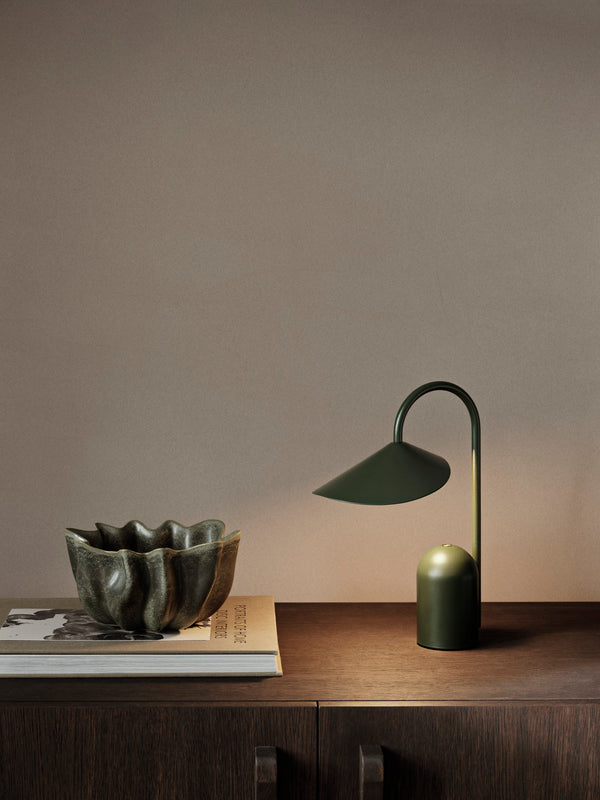 ferm LIVING Arum Portable Lamp – Grass Green