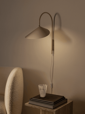ferm LIVING Arum Swivel Wall Lamp – Cashmere
