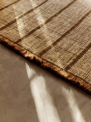 ferm LIVING Athens Stripes Rug 140 x 200 cm – Natural / Off-white
