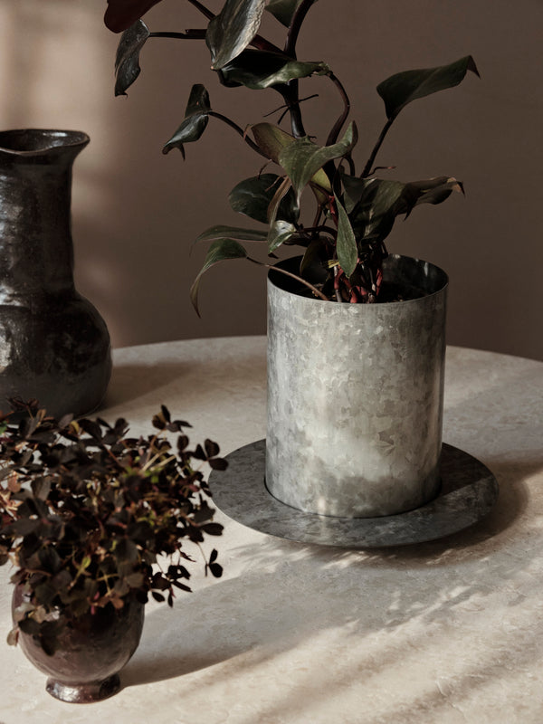 ferm LIVING Auran Pot Medium – Galvanized