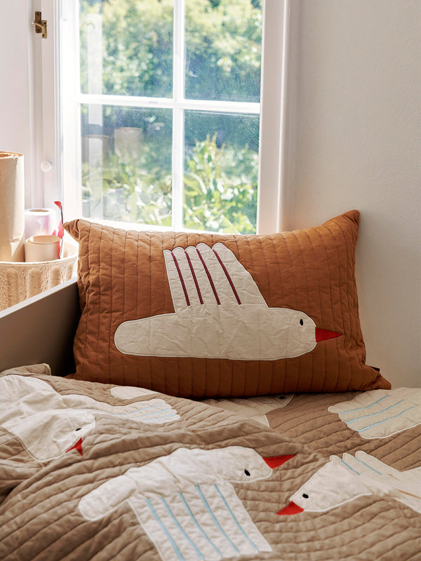 ferm LIVING Bird Quilted Cushion Rectangular – Sugar Kelp