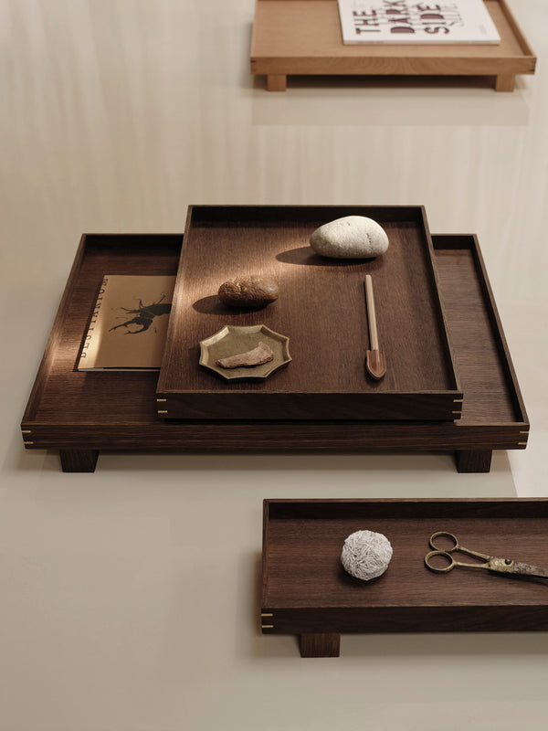 ferm LIVING Bon Wooden Tray Large – Smoked Oak