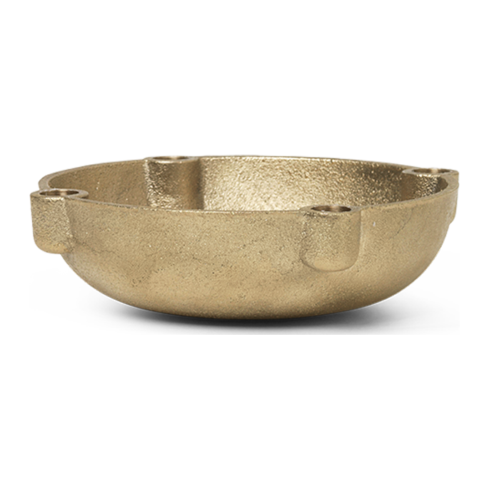 In raw grainy stoneware