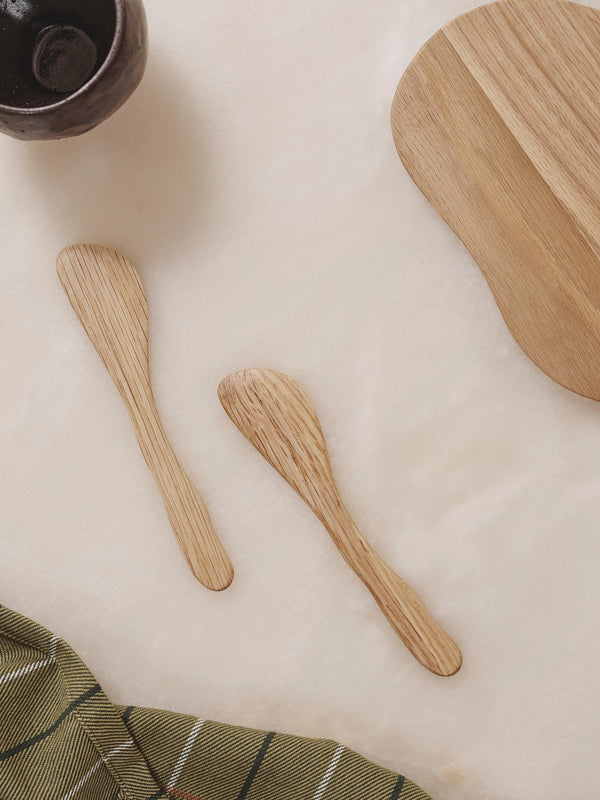 ferm LIVING Cairn Butter Knives – Set of 2 – Oak