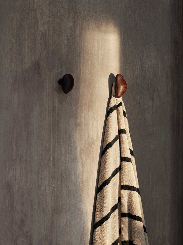 ferm LIVING Cairn Hooks – Set of 2 – Dark Brown