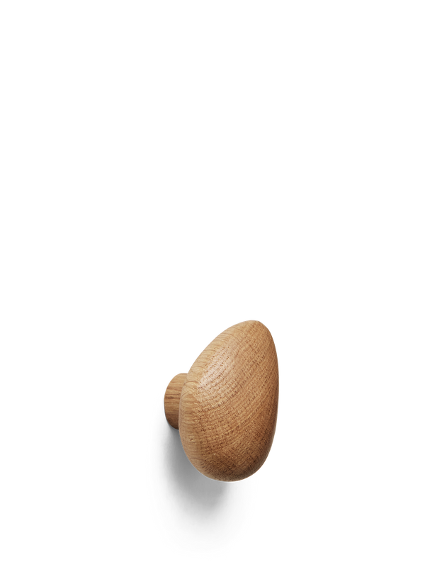 ferm LIVING Cairn Hooks – Set of 2 – Oak