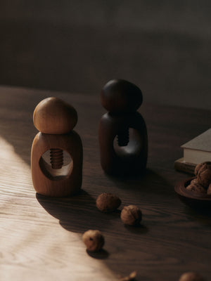 ferm LIVING Cairn Nut Cracker – Dark Brown