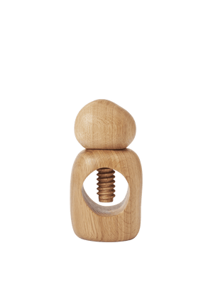 ferm LIVING Cairn Nut Cracker – Oak