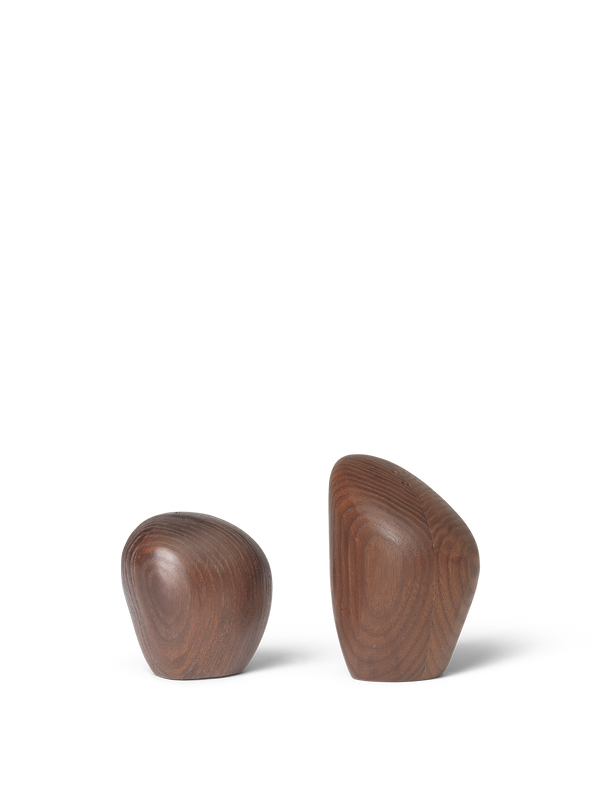 ferm LIVING Cairn Salt and Pepper Shakers – Set of 2 – Oak – Dark Brown