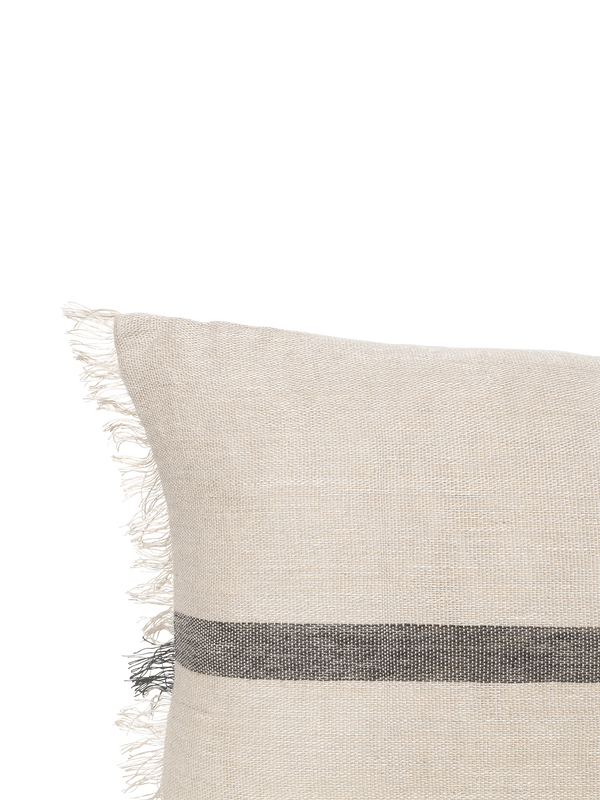 ferm LIVING Calm Cushion Long – Camel / Black