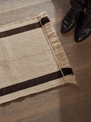 ferm LIVING Calm Kelim Mat 50 x 70 cm – Off-white / Coffee