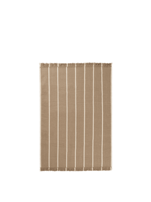 ferm LIVING Calm Kelim Rug 140 x 200 cm – Dark Sand / Off-white
