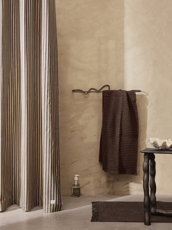 ferm LIVING Chambray Shower Curtain – Sand / Black