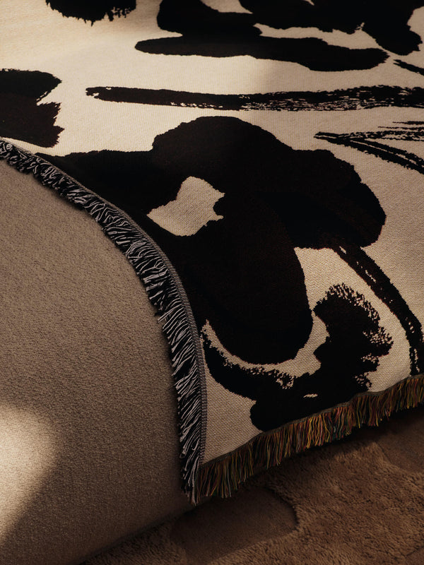 ferm LIVING Cilla Tapestry Blanket – Off-white / Dark Grape