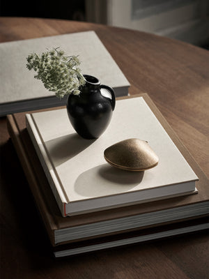 ferm LIVING Clam Candle Holder – Brass