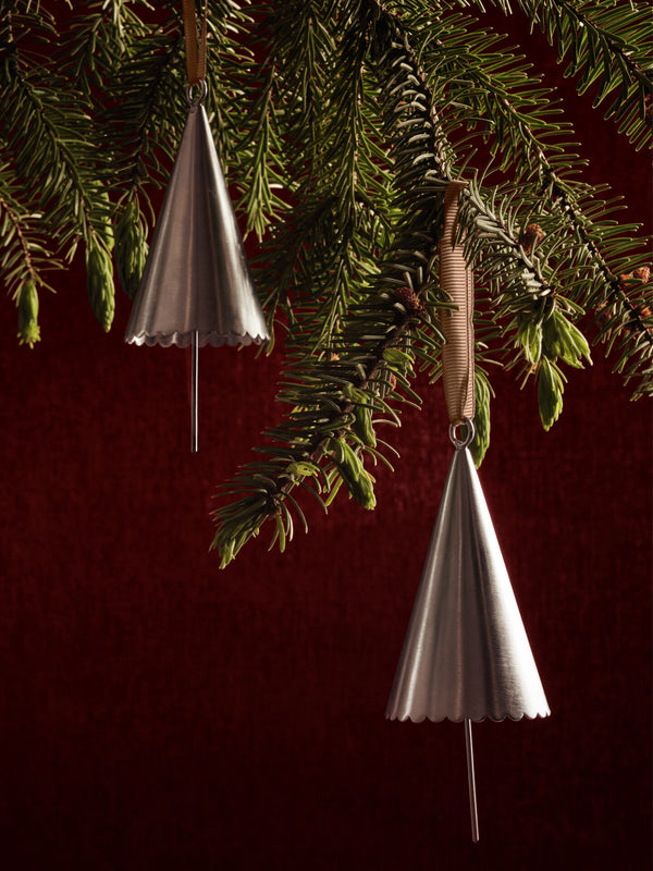 ferm LIVING Cone Bell – Set of 2 – Silver